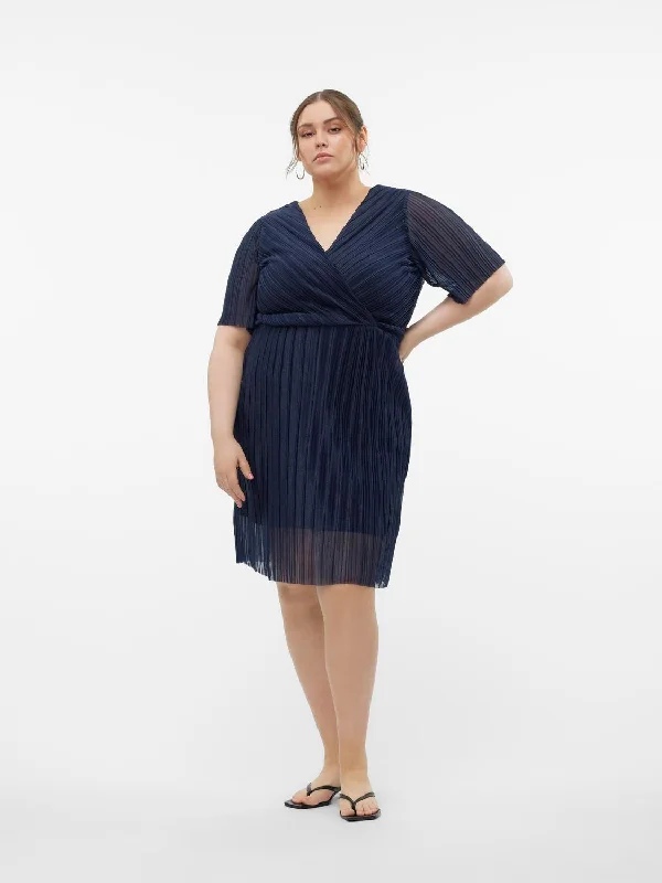 Best Online Boutiques For Women Vero Moda Curve Malone Dress in Navy Shimmer