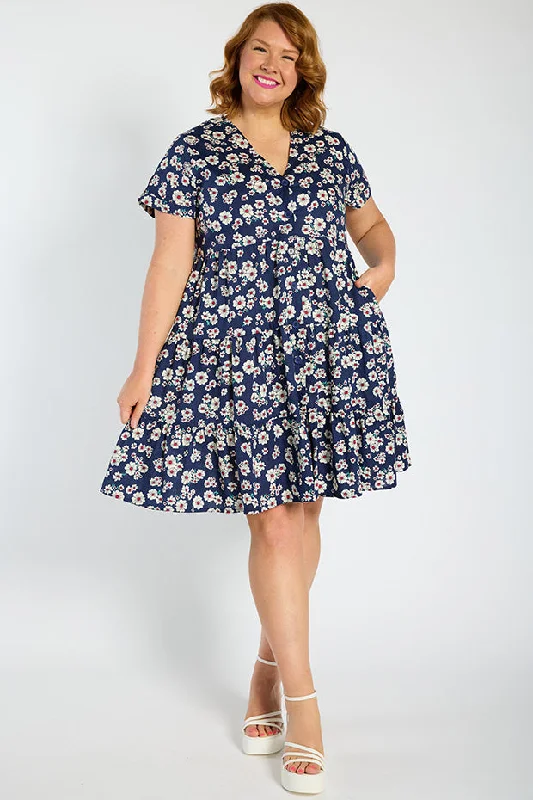 Women's Holiday Outfit Popping Navy Daisy Dress