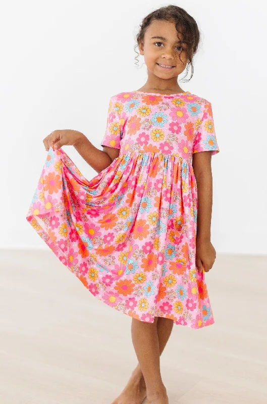 Laid-Back Elegance Petal Pop S/S Pocket Twirl Dress