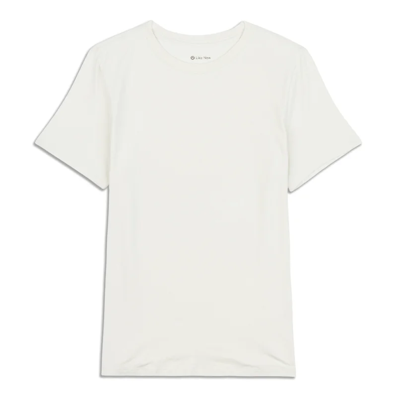 Love Curved-Hem Crewneck T-Shirt - Resale