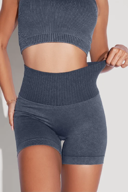 Supersculpt™ Seamless Midi Shorts - Vintage Indigo