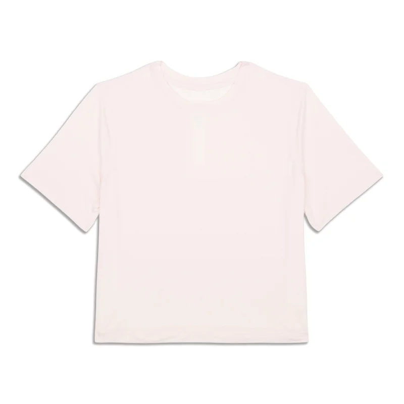 Ultralight Waist-Length T-Shirt - Resale