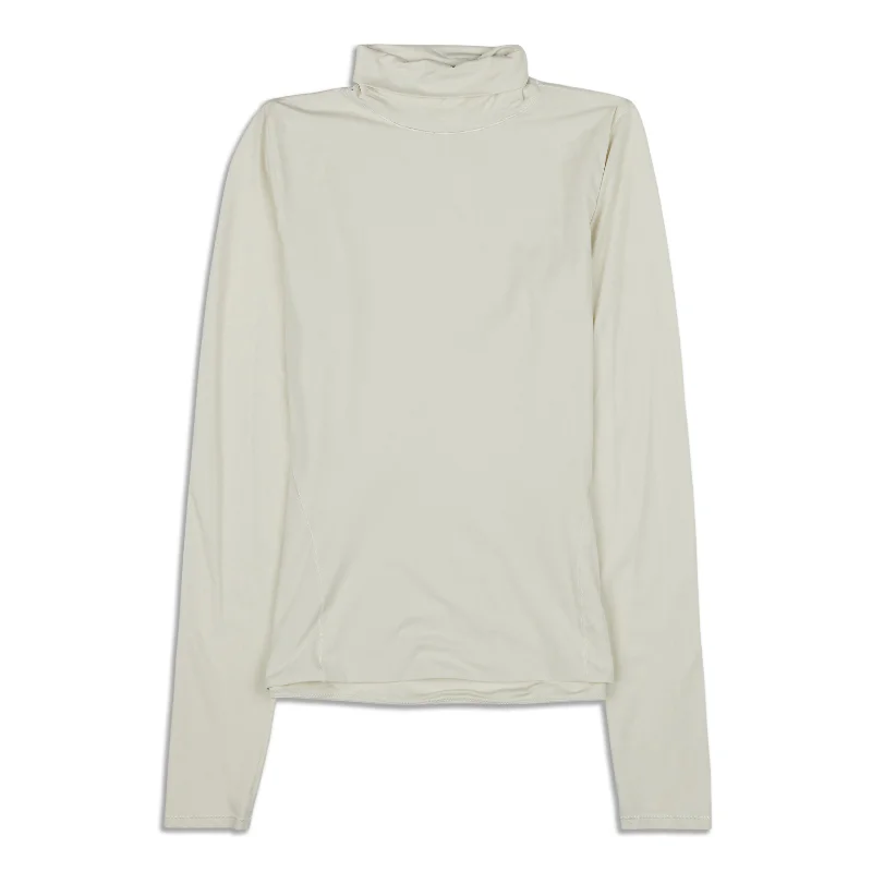 Wundermost Ultra-Soft Long-Sleeve Turtleneck - Resale