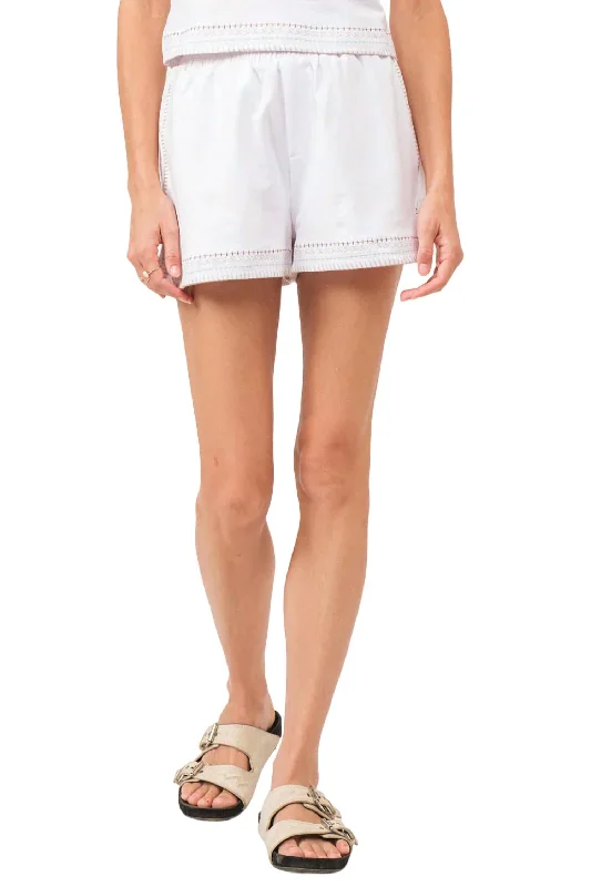 China Embroidery Shorts In White