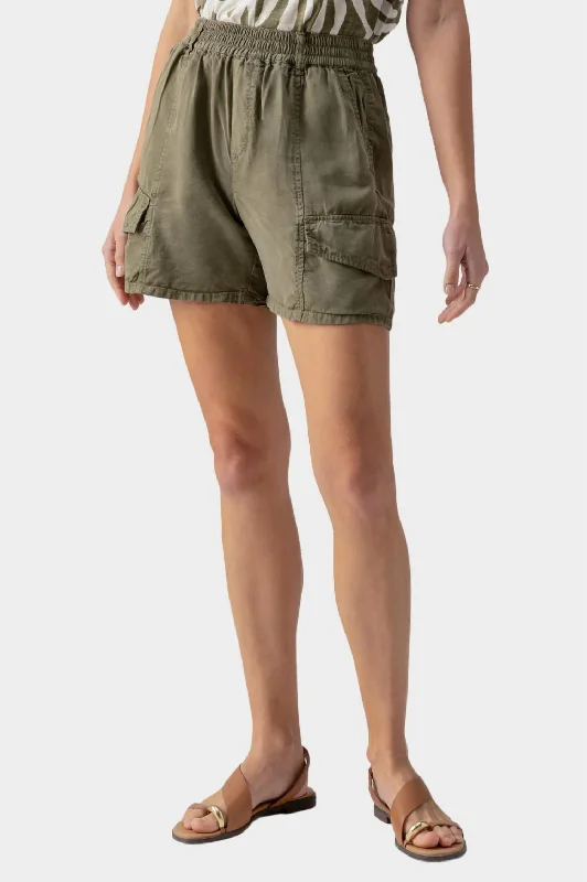 Relaxed Rebel Standard Rise Short In Burnt Olive